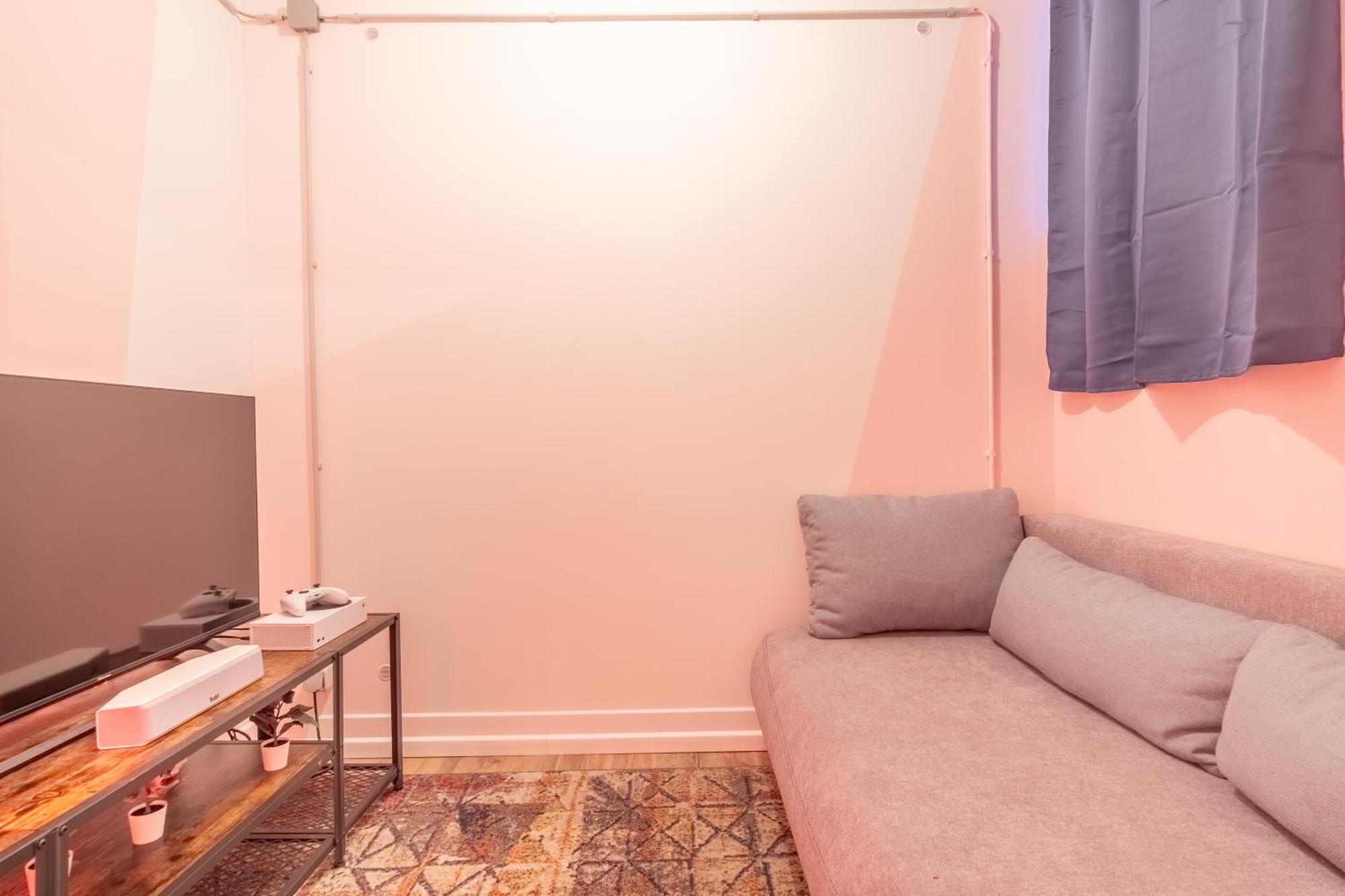 Pool Table Heaven, Workstation, 4K Tv, Netflix Apartment Leipzig Ngoại thất bức ảnh